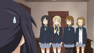 Ritsu being overwhelmed by Azusa's talent.