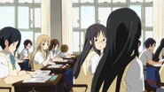 Mio got Mugi's letter.png (1.84 MB) Fūko passing Tsumugi Kotobuki's letter to Mio.