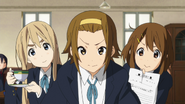 Ritsu, Mugi and Yui recruiting new students to the club