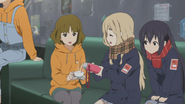 Aya, Tsumugi Kotobuki and Azusa Nakano drinking tea together.