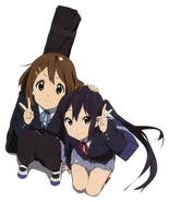 Azusa poses next to Yui.