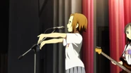 Ritsu reprises part of her Juliet role.