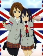 Yui and Azusa with gimmicks about London.