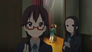 Nodoka accepts Yui's offer to help.