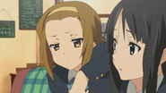 Ritsu getting angry at Mio.