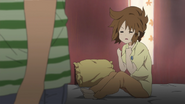 Yui oversleeps on the day she's supposed to leave for training camp.