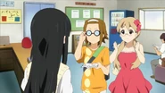 Tsumugi didn't wear glasses that were outrageous enough.