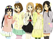 Yui wearing a tiara.