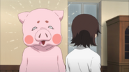 Nodoka can tell that it's Yui in the pig costume.