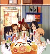 Azusa wearing fairy tale attire.