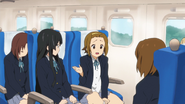 Ritsu telling stories on the way back home.