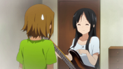 Mio's bass got the first scratch