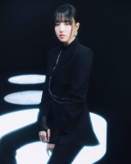 STAYC-STAY TUNED-Yoon-1