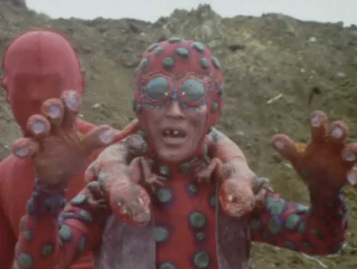 Crimson Gecko Kaijin Wikia Fandom