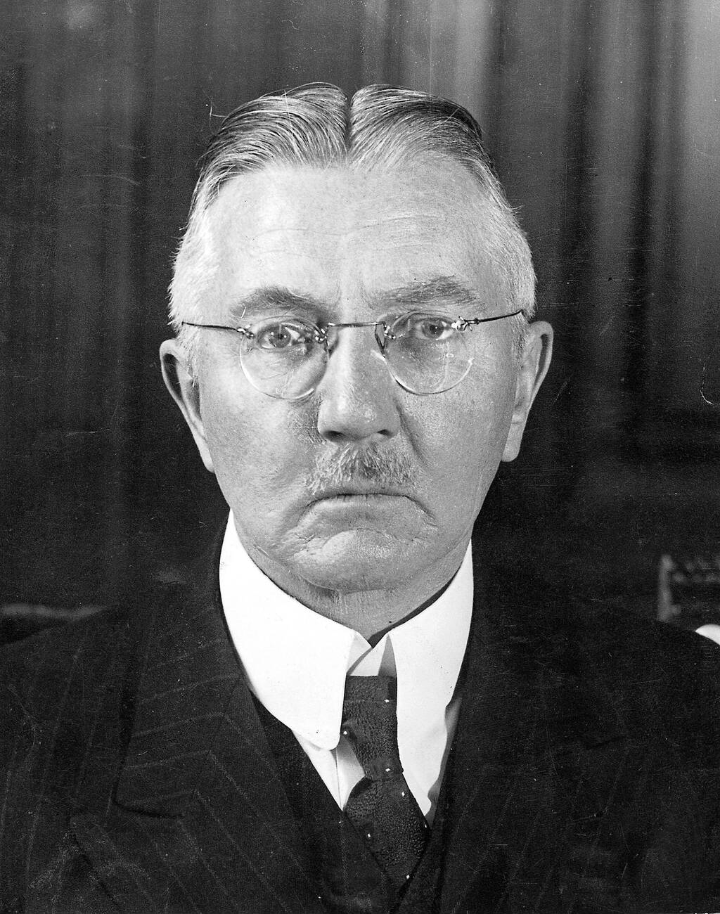 hjalmar-schacht-the-kaiserreich-wiki-fandom
