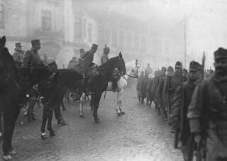 Bundesarchiv Bild 183-R36187, Bukarest, Parade einziehender Truppen (cropped)