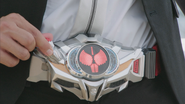 Shinnosuke turns the Advanced Ignition on his Drive Driver