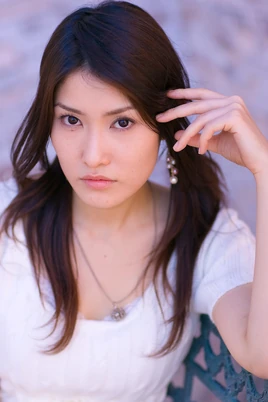 Aya Nakahira