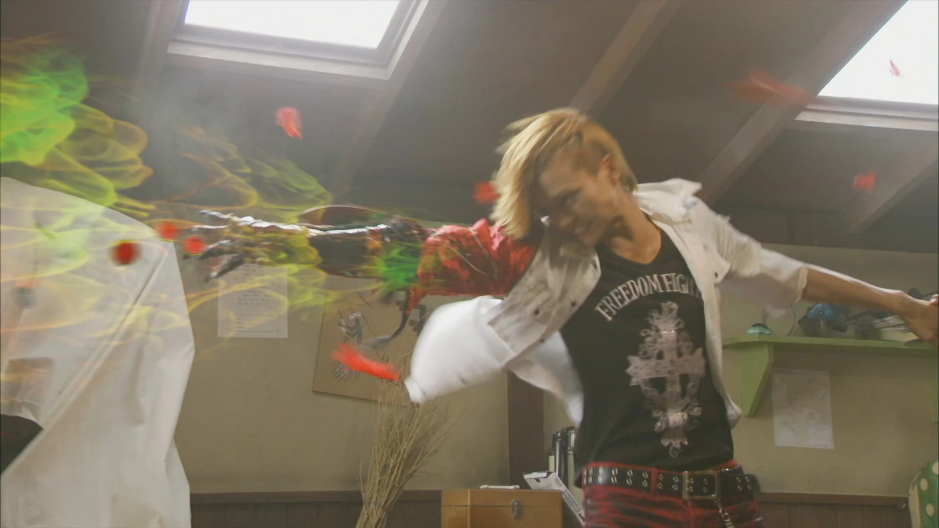 Control, a Birthday Party, and the Disappearing Ankh | Kamen Rider