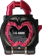 KRGa-Black Ringo Lockseed.png (820 KB) Kuro no Ringo Lockseed (locked & closed)