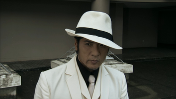 Tsumi to Batsu to Underground, Kamen Rider Wiki