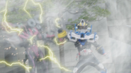 Drive Type Formula Sparner using the Grasper Claw's high-speed tire rotation power on the Shoot Roidmude