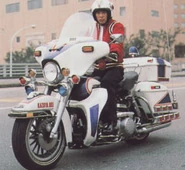 V-Machine.jpg (17 KB) Kazuya riding V-Machine