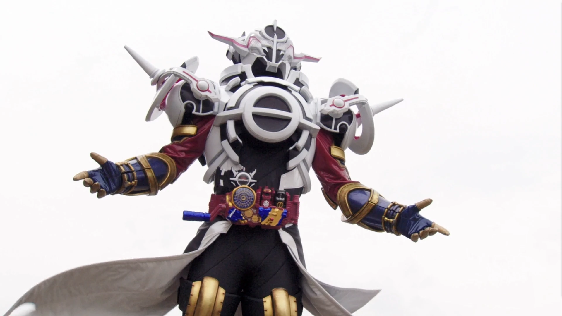 Bandai Spirits S.H. Figuarts - Kamen Rider Evol Black Hole Form (Fase 4) - Figura 14,5 Cm