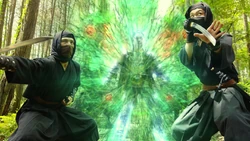 Kagen's transformation sequence, similar to Kamen Rider ZO.