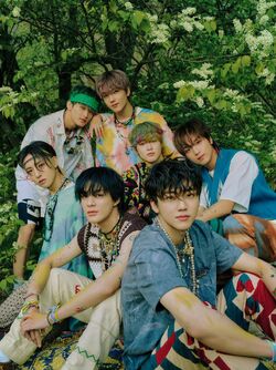 nct dream ジェノ nct レンチキュラー hello future NCT DREAM - Hello Future MV (Mark & Jeno rap party cut