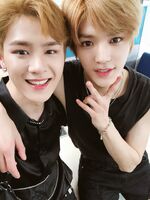 Kun Taeyong April 22, 2018 (1)