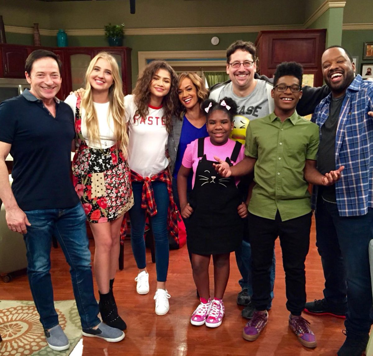 cast of kc undercover