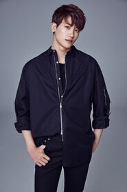 Park Hyung Sik (Ze:A) als Kim Sam Maek Jong / Kim Ji Dwi