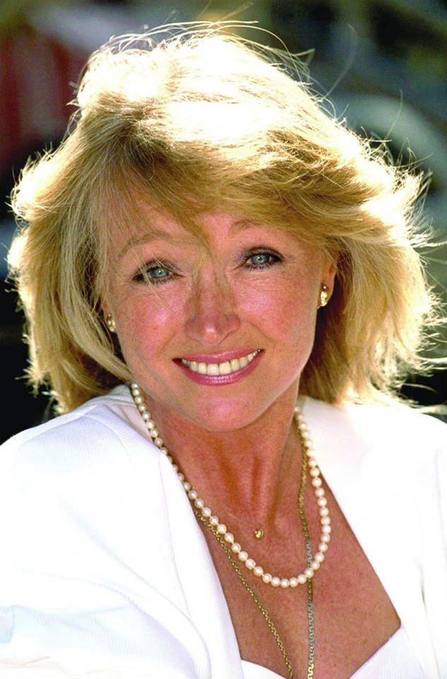 Rose Walton | Keeping Up Appearances Wiki | Fandom