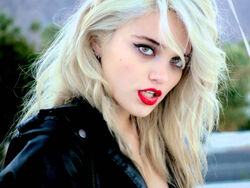 Sky Ferreira | Ke$ha Wiki | Fandom