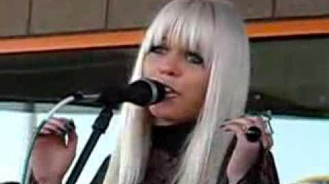 Kerli - Butterfly Cry (Live at 101