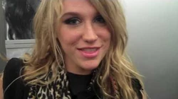 Ke$ha's_Rad_New_T-Shirt!