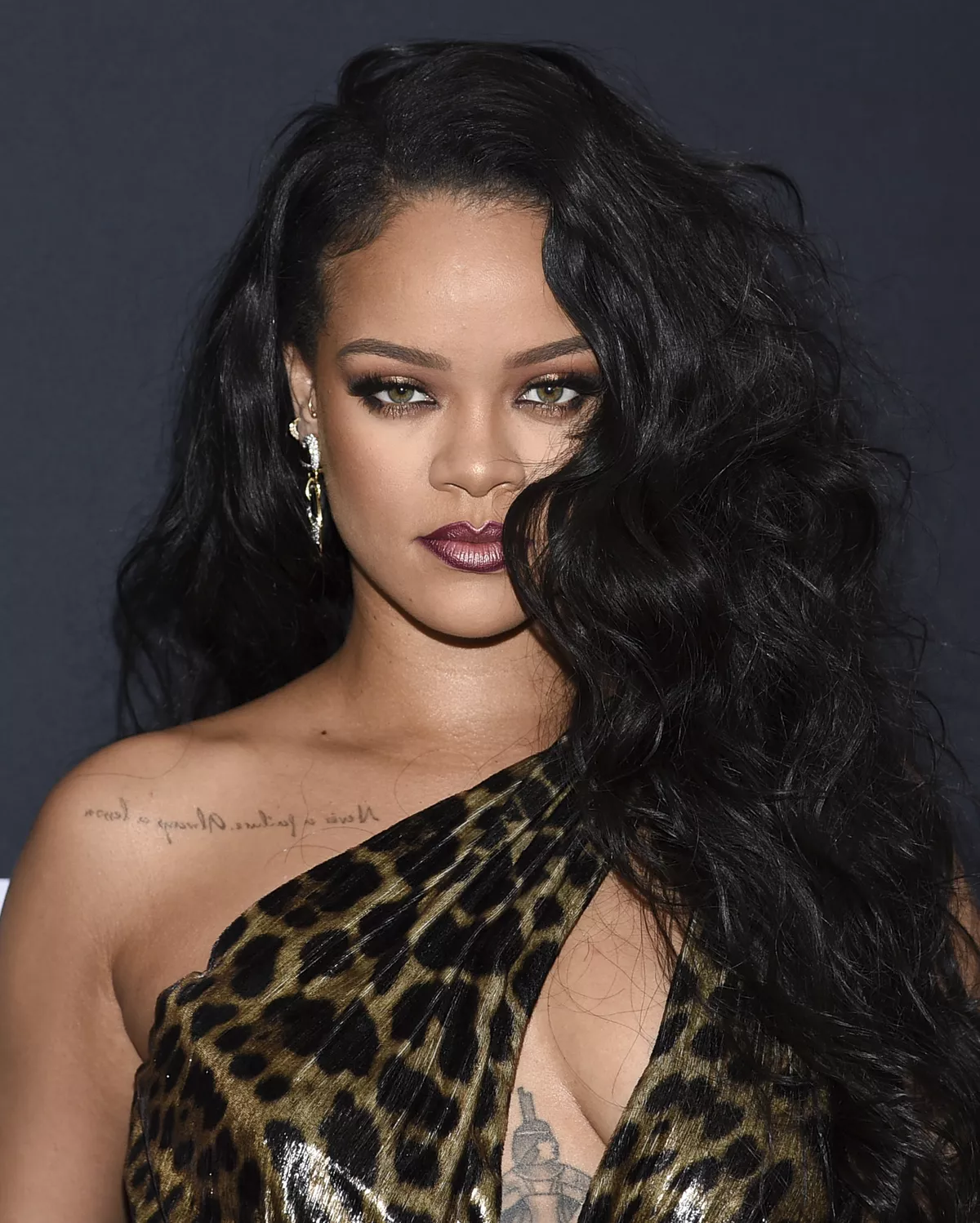 Rihanna, Keshapedia