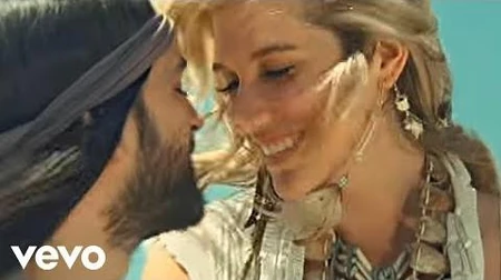 Ke$ha_-_Your_Love_Is_My_Drug_(Official_Video)