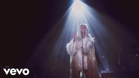 Kesha - Praying (Live from Honda Stage at Hollywood Palladium)