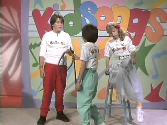 Kidsongs Up And Down Round And Round