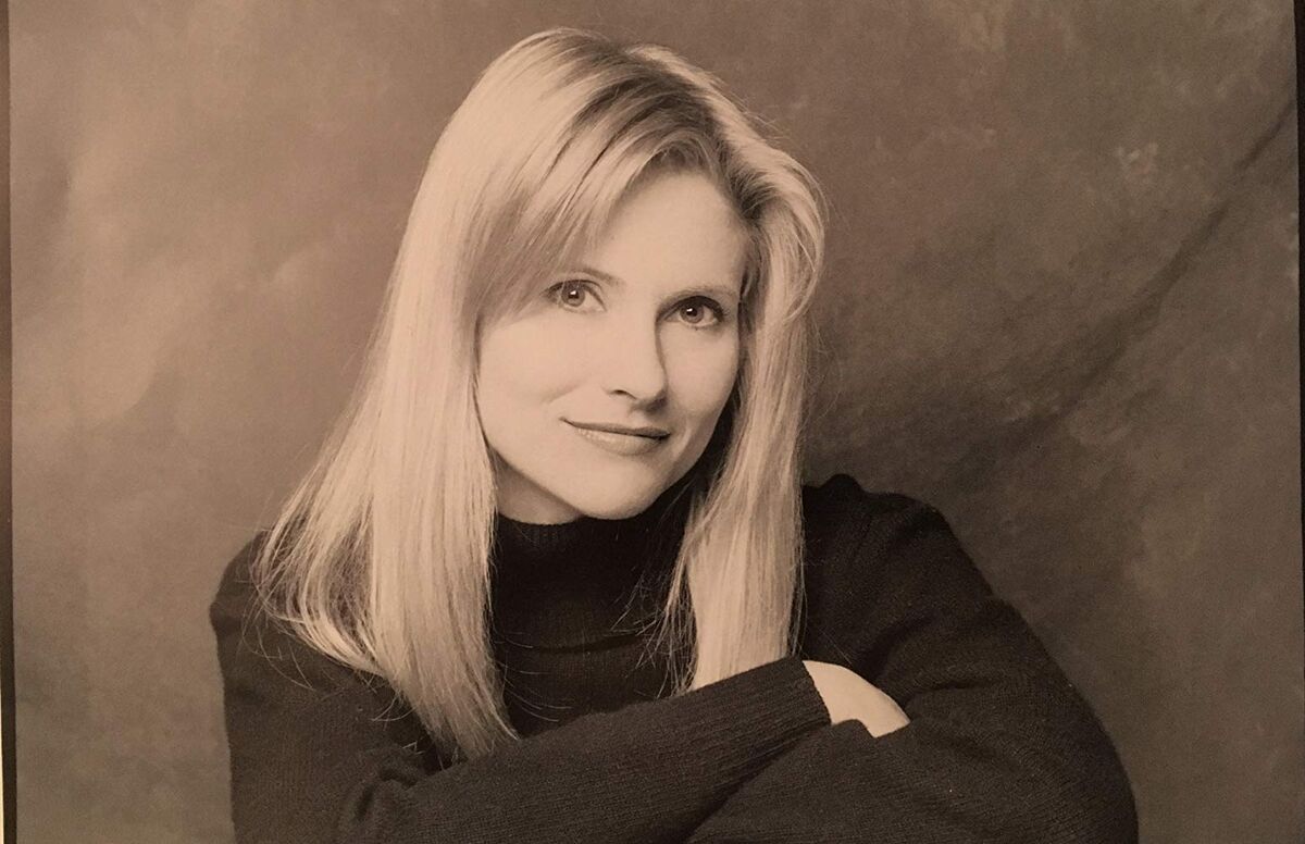 Suzanne snyder 1986. Марша дитлайн. Suzanne snyder 1986. Suzanne snyder 1986. Дебби стоун.