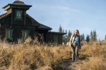 3x05-1 Villanelle arrives home