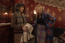 3x07-13 Dasha Villanelle hotel.jpg (2.15 MB)