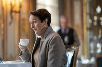 3x04-38 Carolyn breakfast.jpg (1.34 MB)
