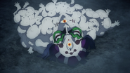 Gyokko attempts to heal while insulting Muichiro.