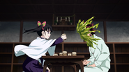 Kanao beating Tanjiro in the water cup game.