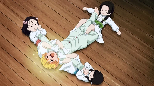 Зеницу рад прикосновениям девочек 2.