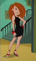 Kim im Kleid