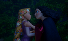 Rapunzel herenig met Moeder Gothel nadat laasgenoemde haar van die Nobodies red.